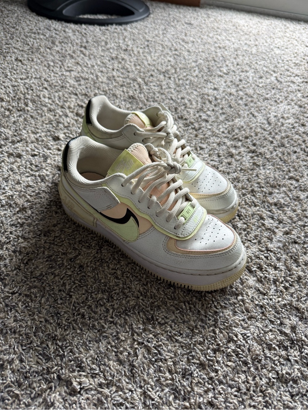 Nike Air Force 1 Tennis Shoes